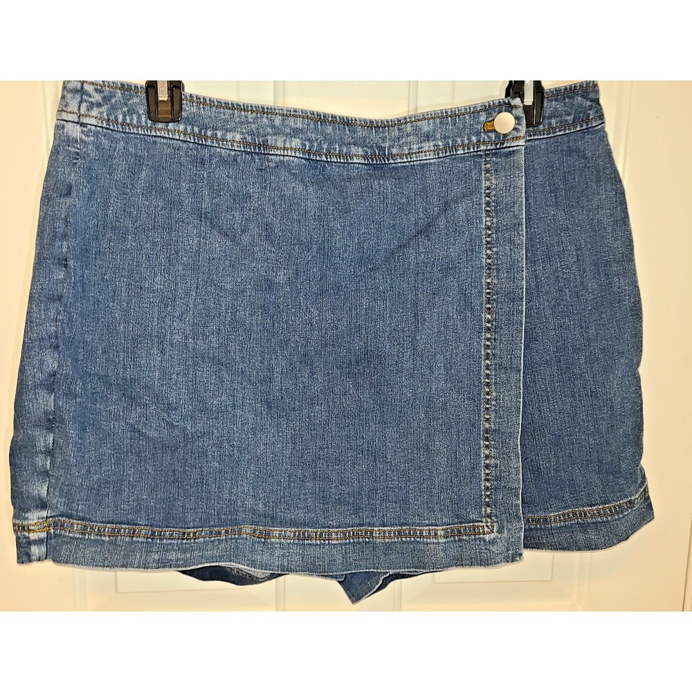 Talbots Plus Exclusive Summerweight Denim Skort Overlap Pull on Sz 16W Mini